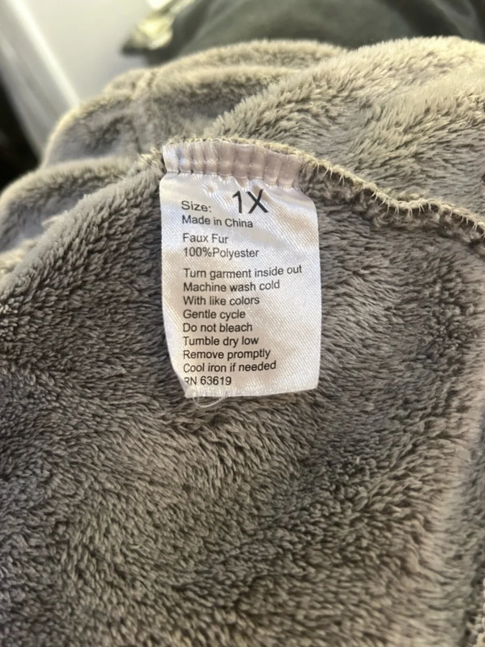 Daisy Fuentes Plush Hooded Jacket in Light Gray - Picture 6 of 6